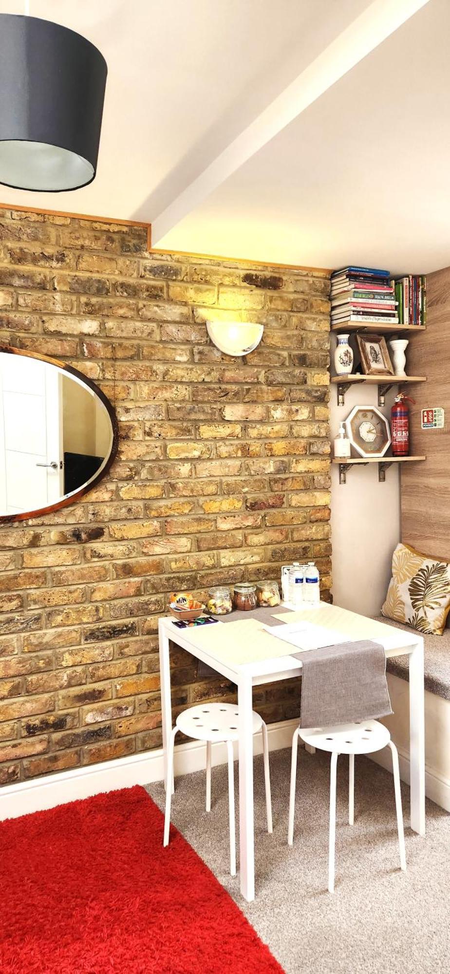 Apartament Newly Refurb Period 1-bed With Roof Terrace, 47 Sqm-500 Sqft, In Putney Near River Thames *
